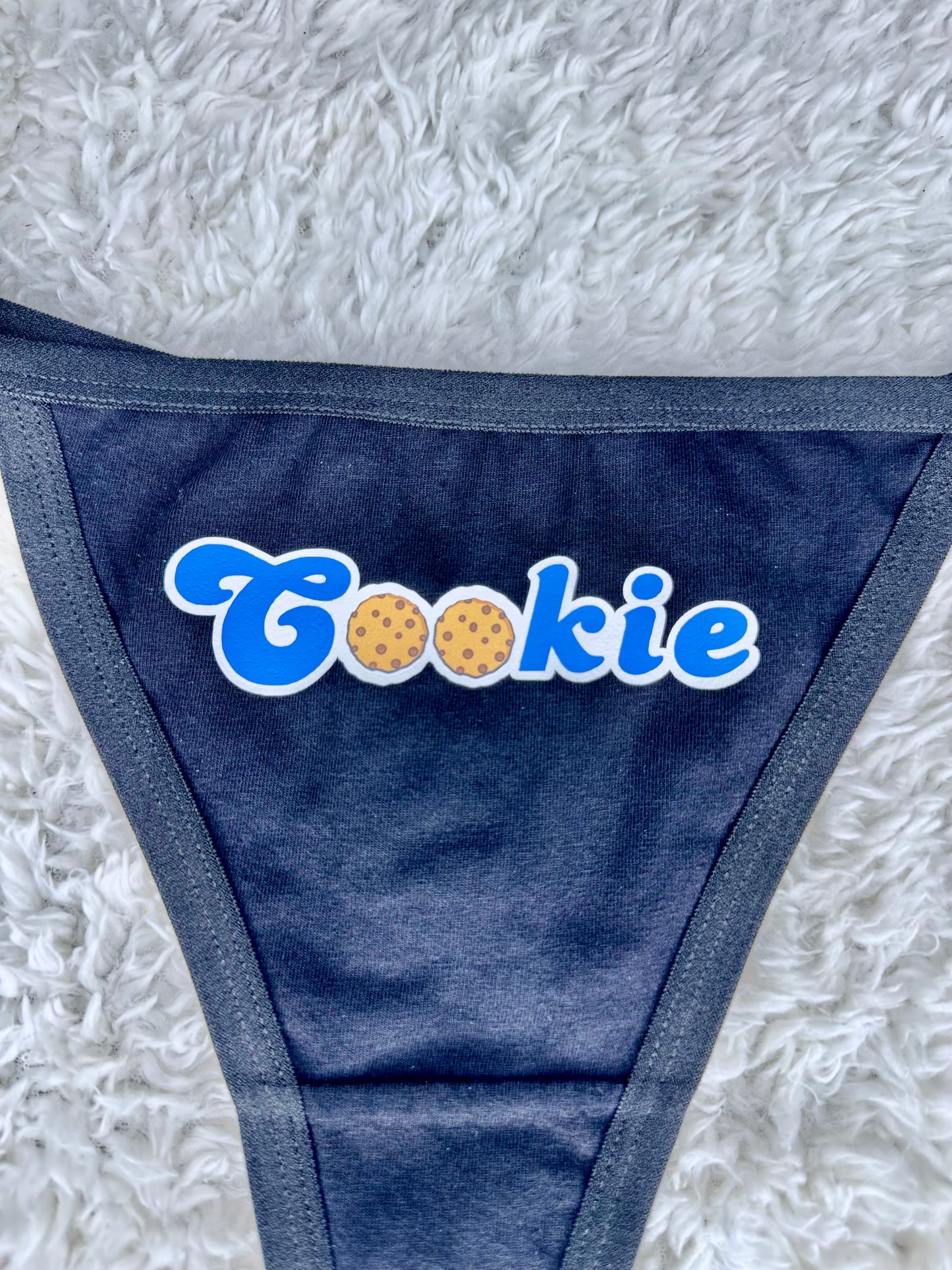 "Cookie" Thong