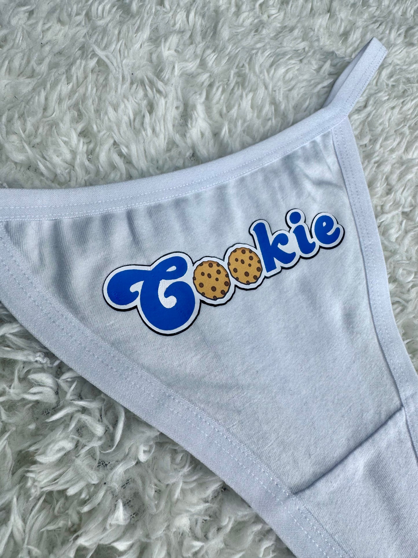 "Cookie" Thong